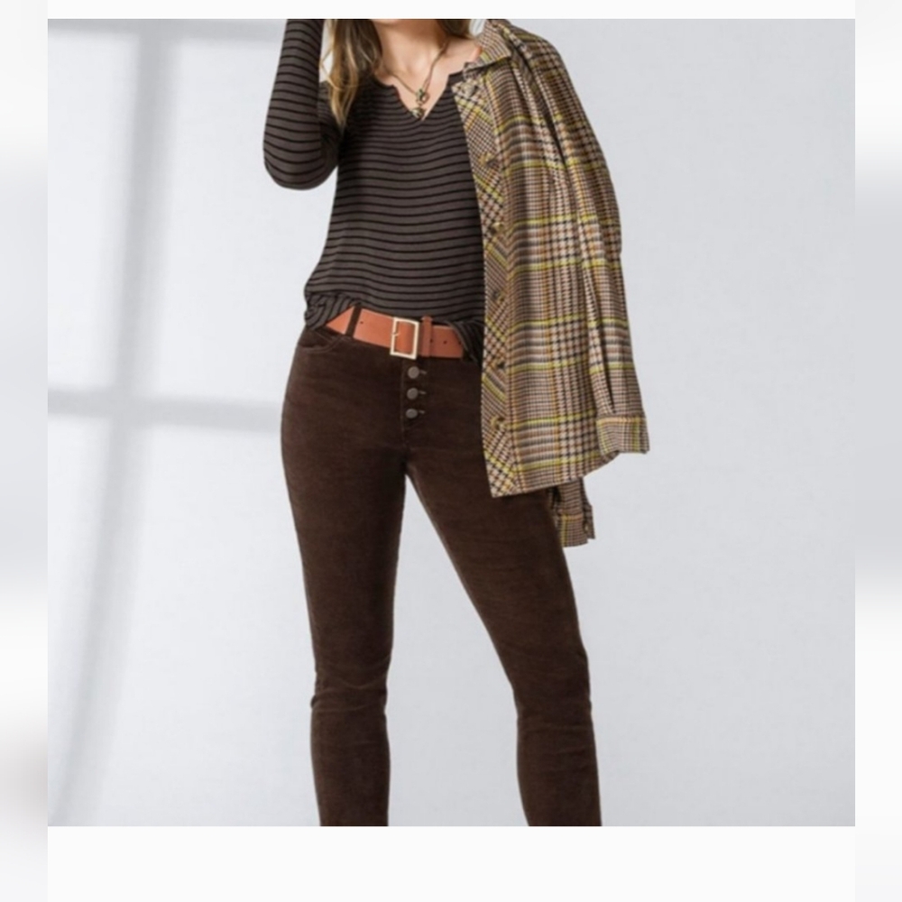 Cabi, size 8, skinny straight, brown